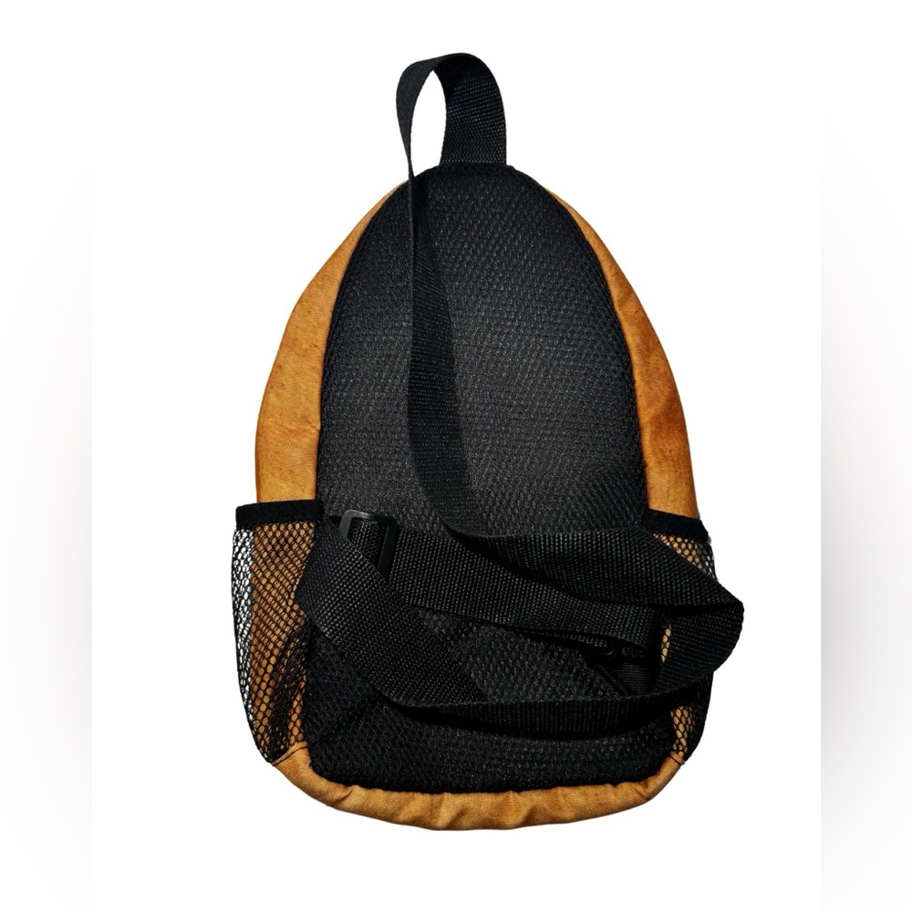 RAW Logo Backpack | Clean Everyday Backpack - Picture 4 of 4